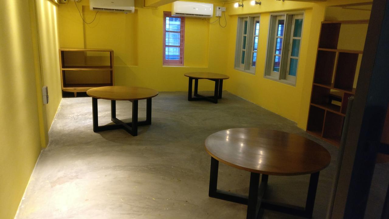 Kaung Hostel 曼德勒 外观 照片