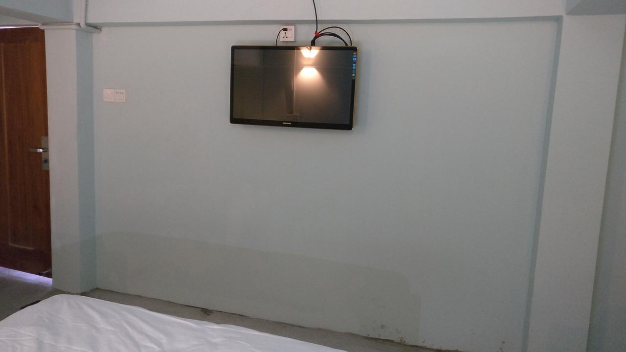 Kaung Hostel 曼德勒 外观 照片